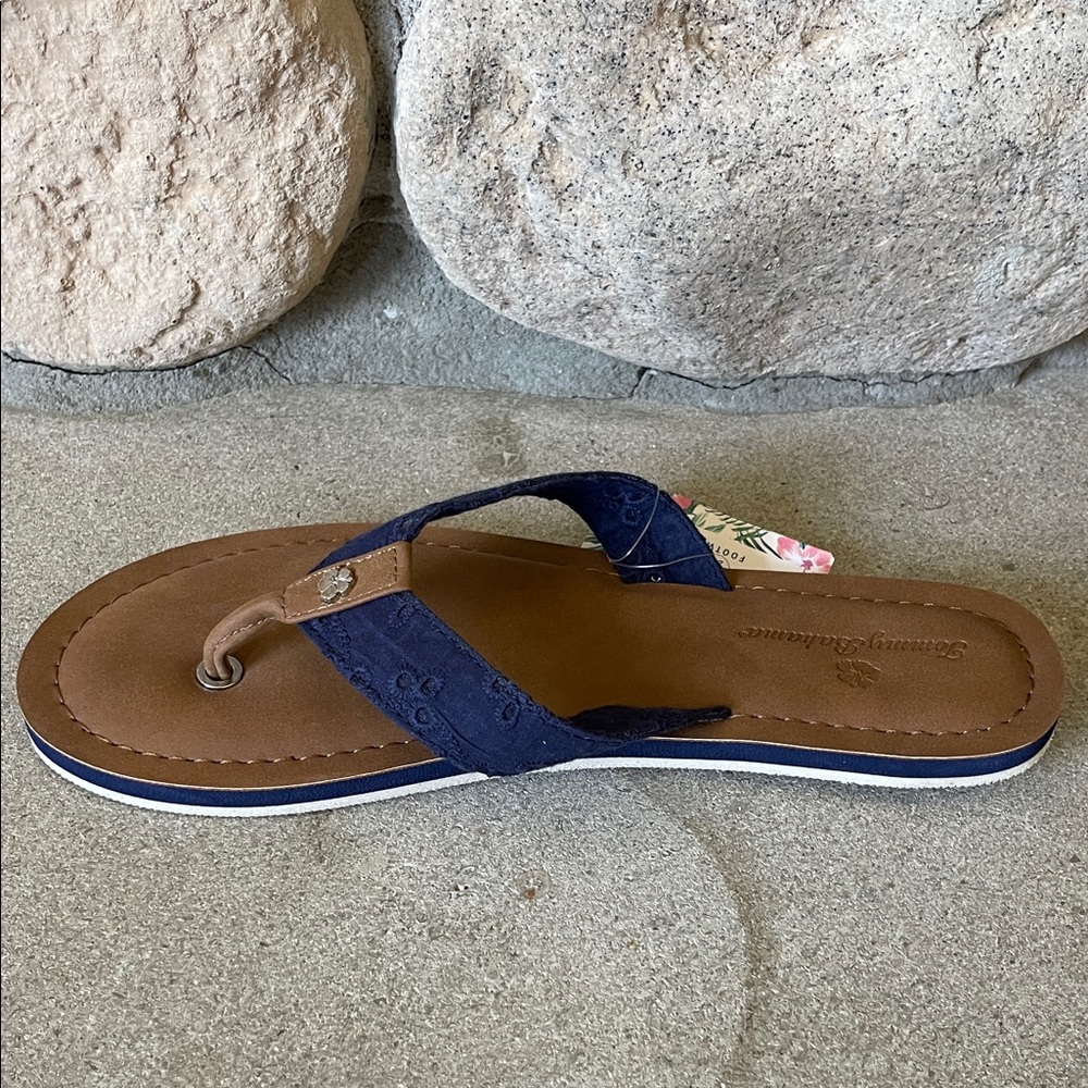 Tommy Bahama Women's Navy and Brown Flip Flop Sandals, Sz 10 - Picture 9 of 13